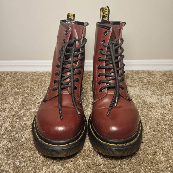 Dr. Martens 1460 Smooth Leather Lace-Up Boots in Cherry Red, Women’s US 7 - Picture 2 of 12